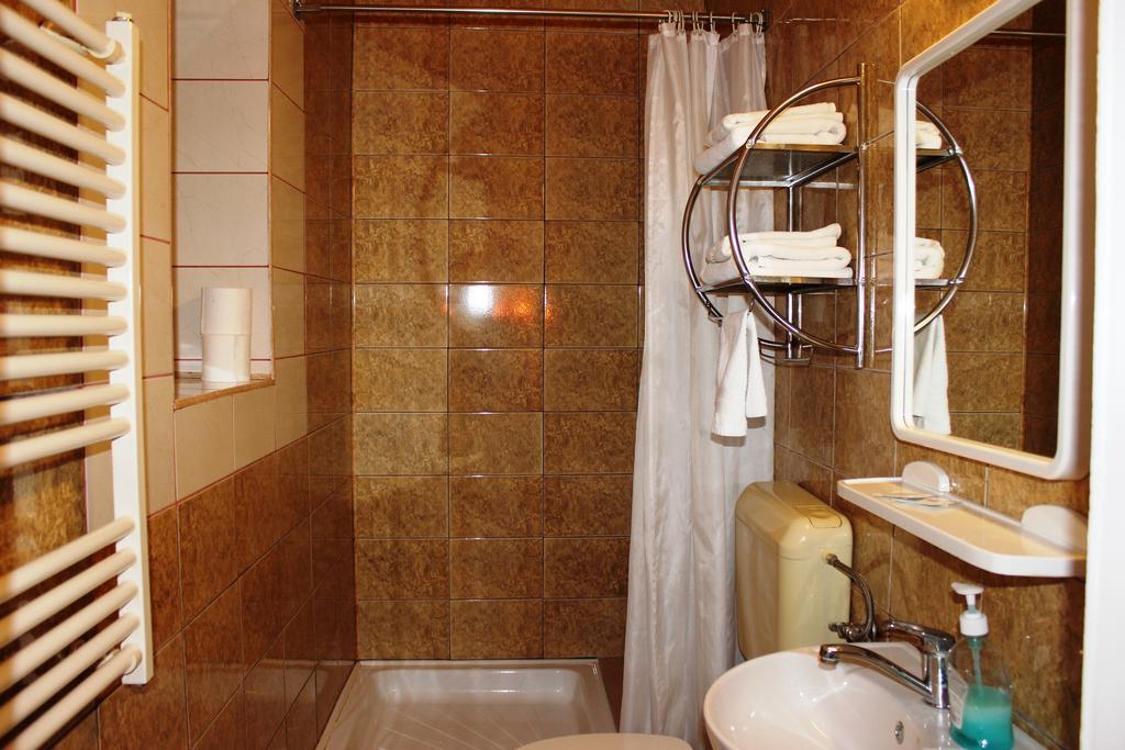 Pensiunea Paloma 3 Stele ブラショフ 部屋 写真